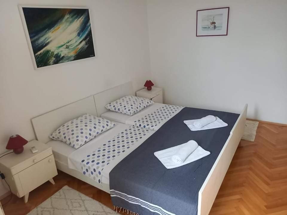 Studio Darija For 2 Persons S Terasom Wi-Fi & Parking Apartment Makarska Exterior photo