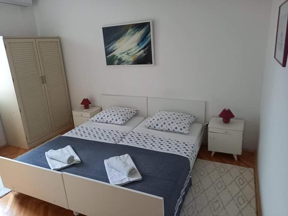 Studio Darija For 2 Persons S Terasom Wi-Fi & Parking Apartment Makarska Exterior photo