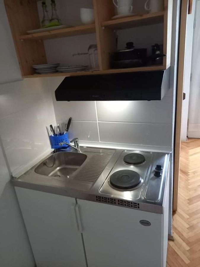 Studio Darija For 2 Persons S Terasom Wi-Fi & Parking Apartment Makarska Exterior photo