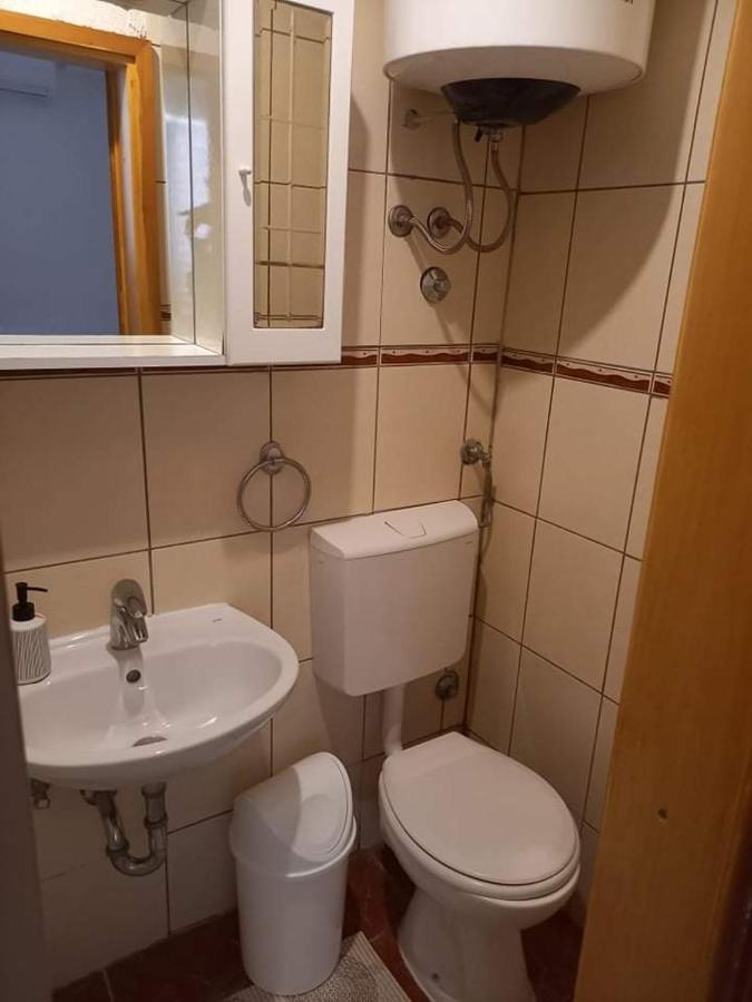 Studio Darija For 2 Persons S Terasom Wi-Fi & Parking Apartment Makarska Exterior photo